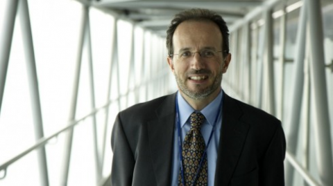 Headshot of Dr Paolo Muraro, an MS researcher testing the safety and potential of stem cells for the treatment of MS